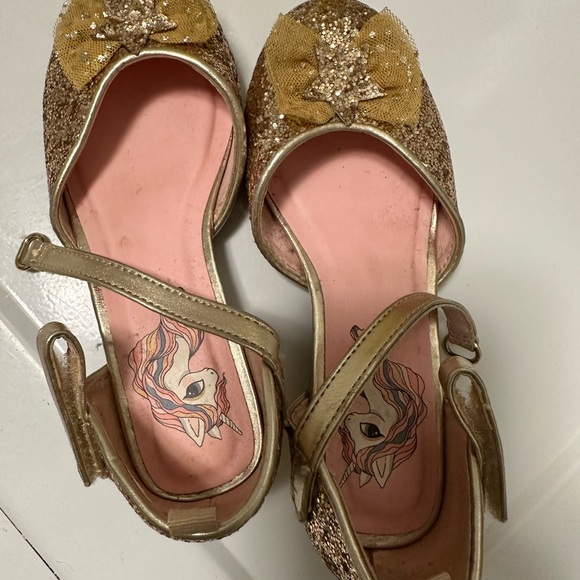 H&M gold sparkly kids shoes - Picture 2 of 3
